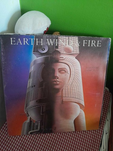 Earth wind fire - earth,
